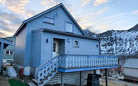 Hus Gryllefjord